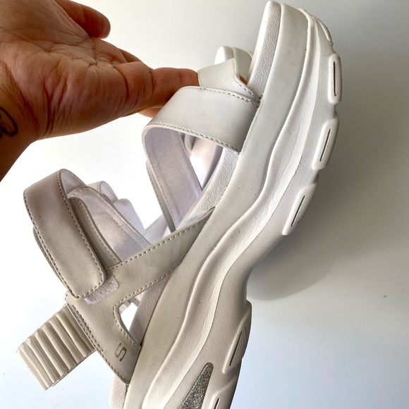 SOLD - Picture 7 of 8